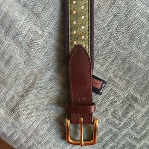 Green Vineyard Vines Belt